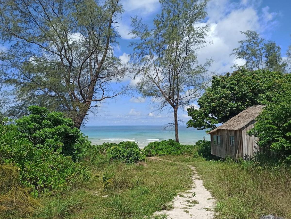 Lazy Beach Koh Rong Sanloem Buitenkant foto